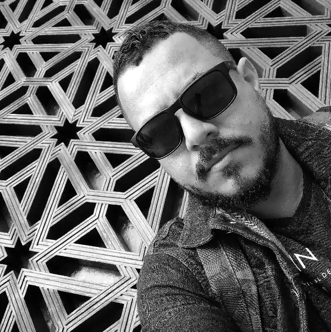 [Fotógrafos colaborando em um workshop do Clube da Foto Brasil]